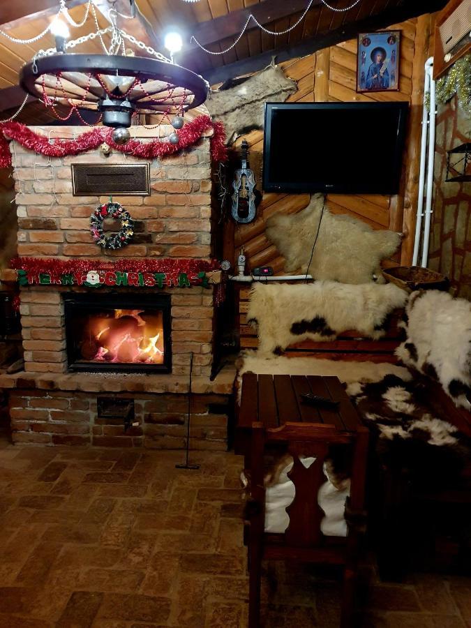 Rooms Poienita Slanic Moldova Exterior photo